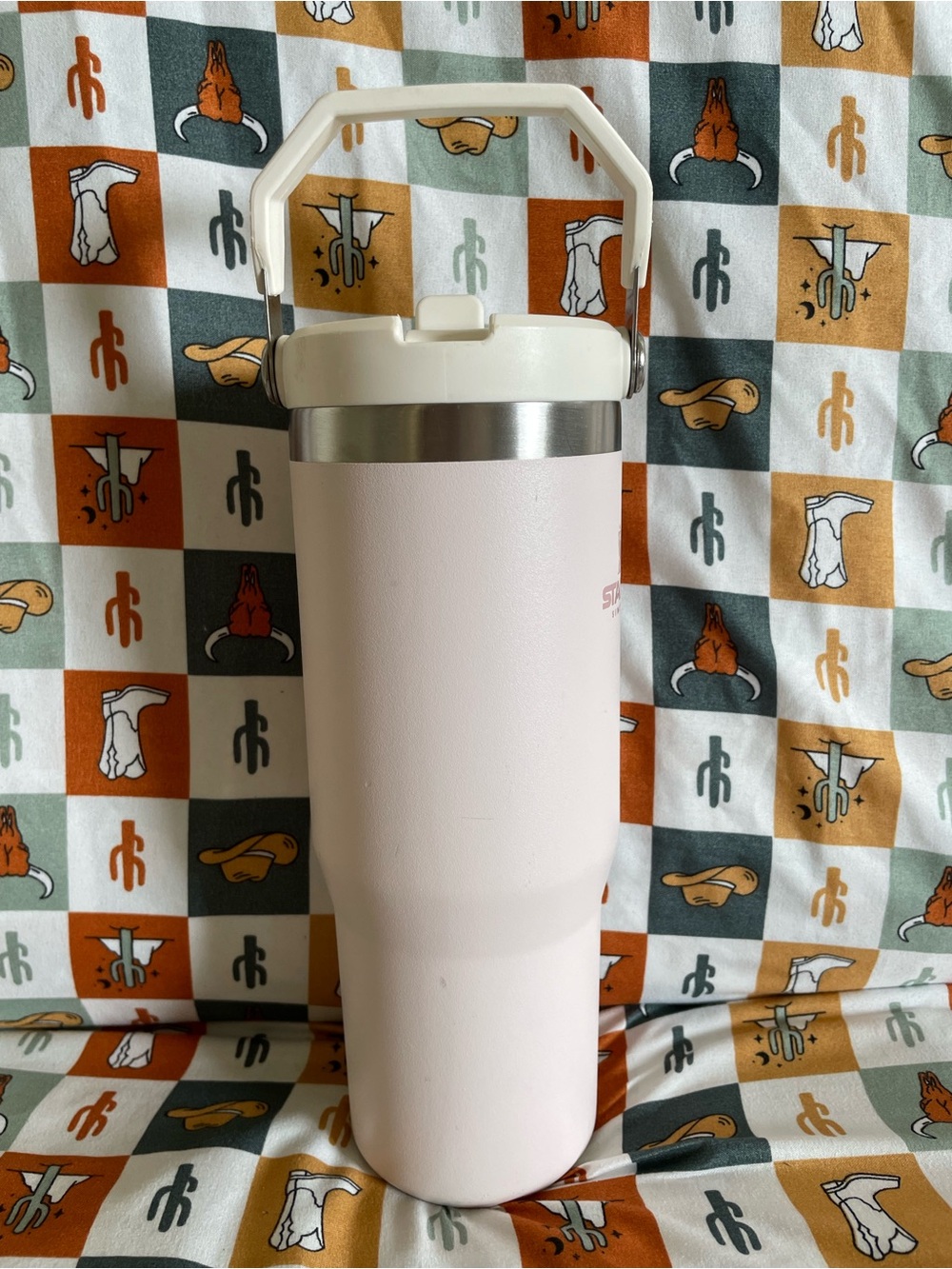 Stanley Pink and White 30 oz Travel Bottle with Flip Straw and Handle - Picture 4 of 12